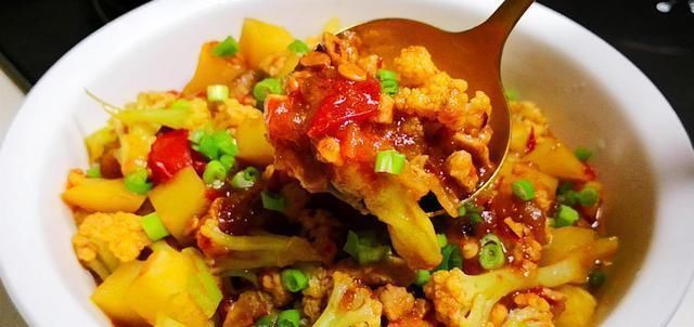 减肥|午饭我用它代餐,一个月下来,腰身细了,赘肉没了,好吃又顶饱