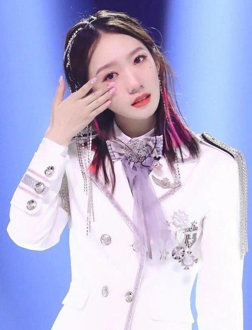  张艺兴|《少年之名》张艺兴评价太真实，蔡徐坤、孟美岐被CUE回锅肉