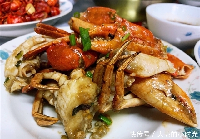 老婆|婚后陪老婆回娘家,丈母娘下厨做了一桌菜,上桌后让我进退两难