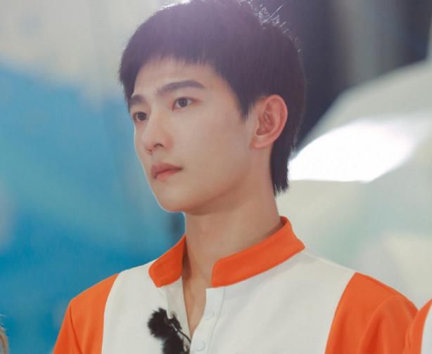  榜单|综艺明星人气榜单：杨洋第4，鞠婧祎冲入前三，榜首已霸屏多日