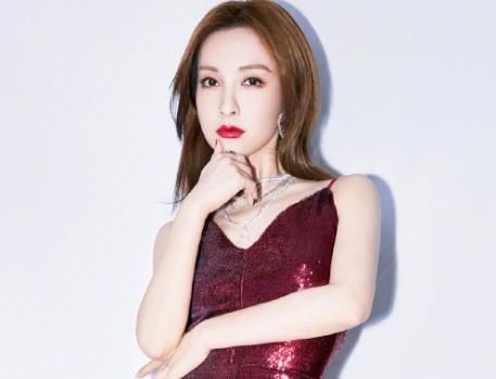 剧情|吴昕终于迎来女主剧本!搭档小13岁的网红费启鸣,这剧情不火都难