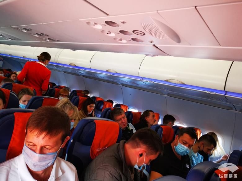 好看|拔草俄航95周年彩绘机!外观和机舱超好看,难怪有近9成上座率