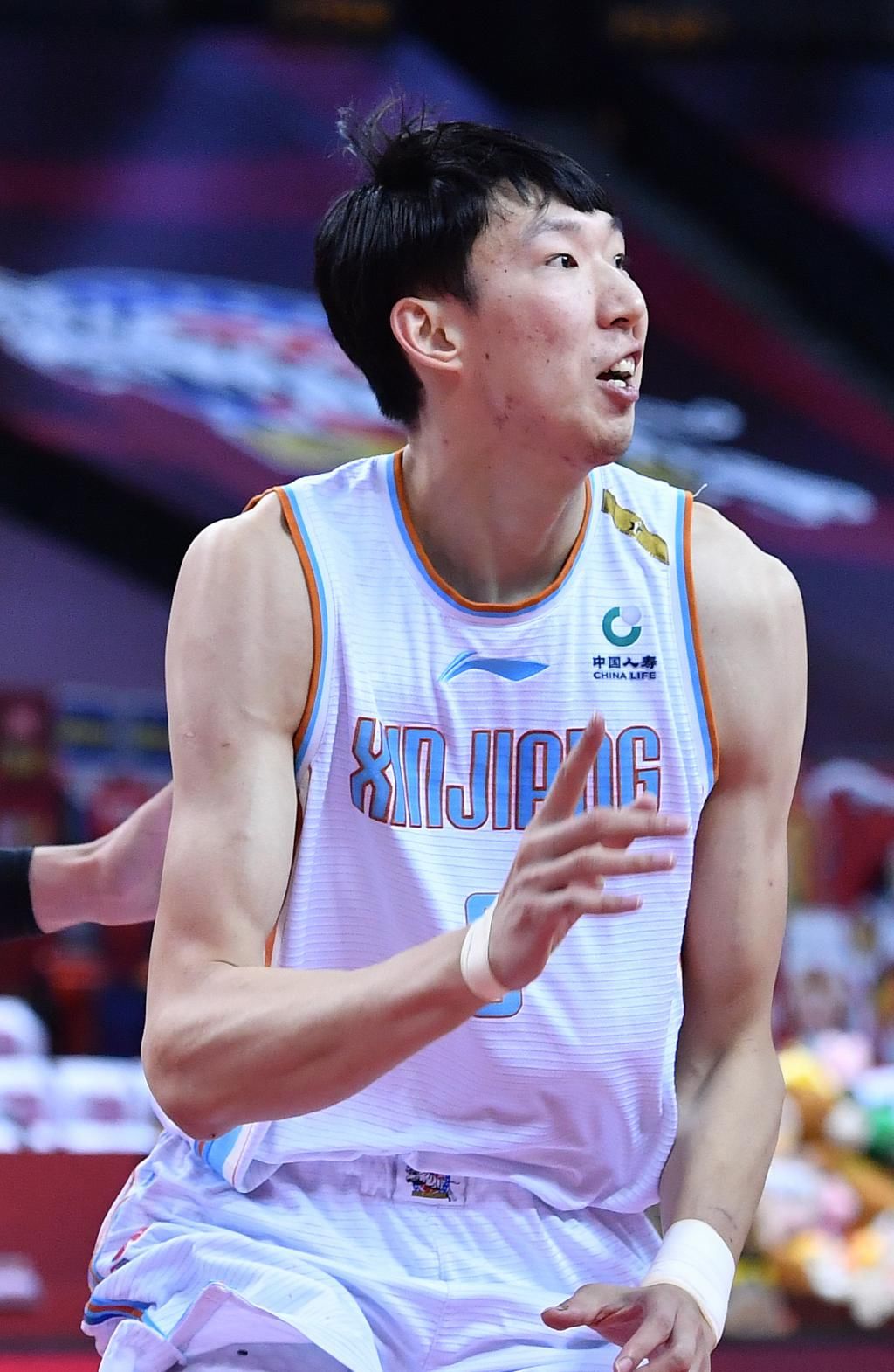 常规赛|CBA|周琦——只差1分的“准MVP”