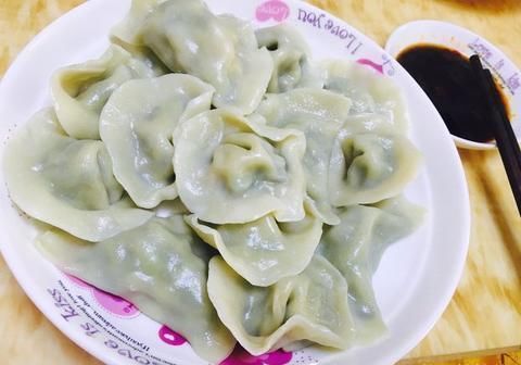 难忘|记忆中最难忘的美食,当然是妈妈给包过的饺子