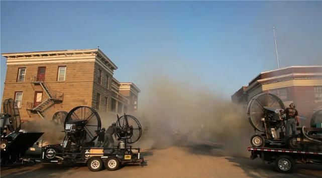 索恩|平行宇宙中的「星际穿越」