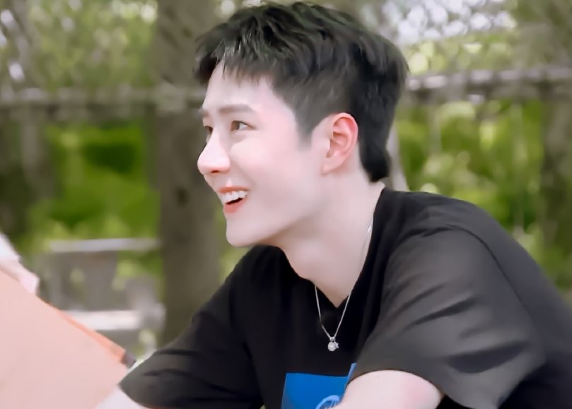  过于|宋威龙、王一博打水仗，除了帅气毫无看点，认输理由过于佛系