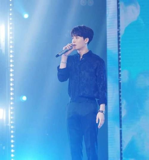  大厂|大厂男孩都长大了，徐圣恩李希侃分别拿下第一，罗杰左叶帮助队友