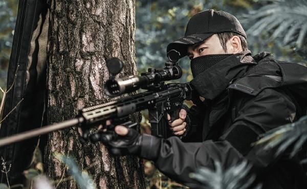 江子算|《重启之极海听雷》三个出彩的坏人,一个糊涂一个欠打,他势力大