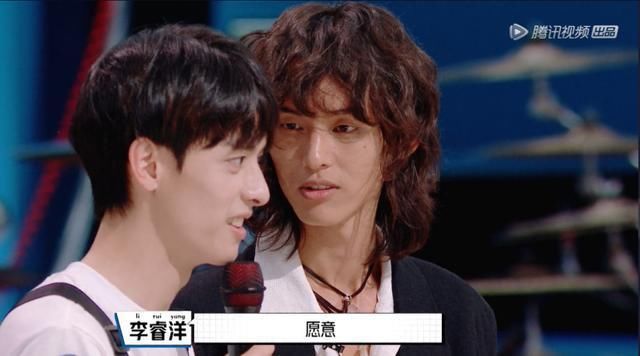  比起|比起《少年之名》，《明日之子》到底赢在了哪里？