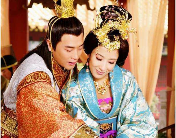 皇帝|为何皇帝奶妈以半老徐娘之身,能独霸龙床二十年?原因很简单!