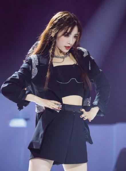  组惹|《姐姐》张含韵没有选择孟佳组惹争议，结果被淘汰的孟佳直播爆料，都是假的