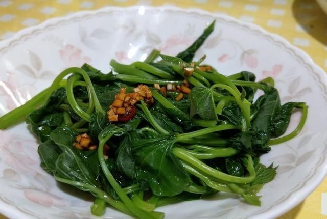  视力|番薯叶是“蔬菜皇后”，立秋后多给孩子吃，增强视力，提高免疫力