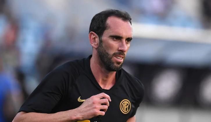  军团|无奈之举！国米铁卫难适应孔蒂三中卫战术，确定今夏告别蓝黑军团