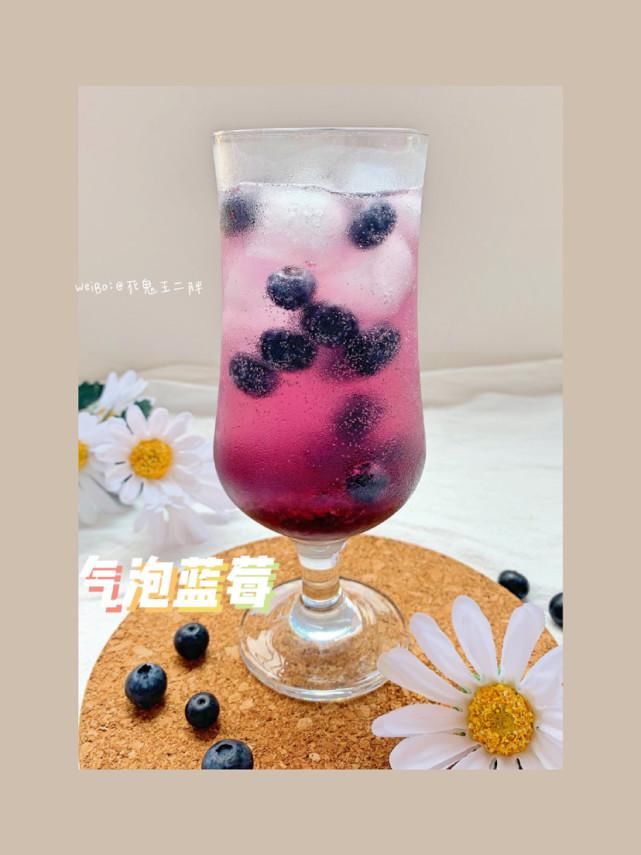 放杯底挤压出|必须给你们安排上!8款夏日最佳饮品简单宅家自制!!