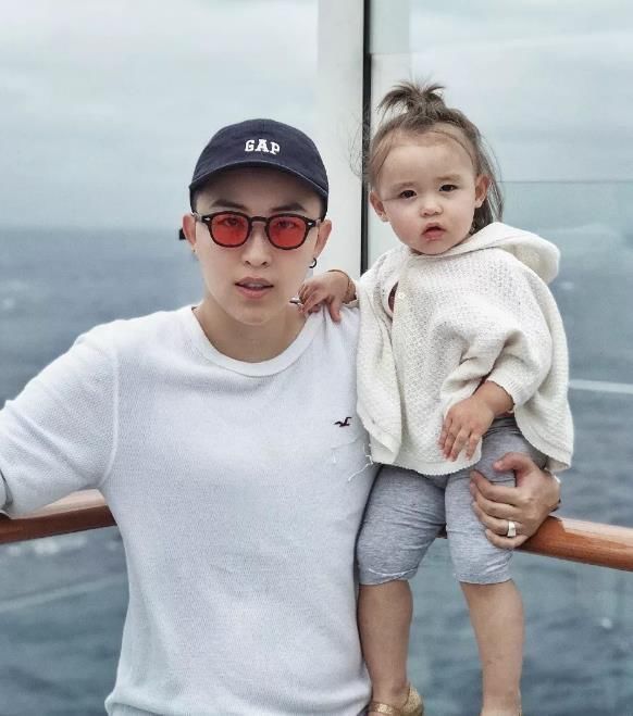 想生|“我不要爱情，但想生娃”，50万买精生子的叶海洋，用钱打败现实