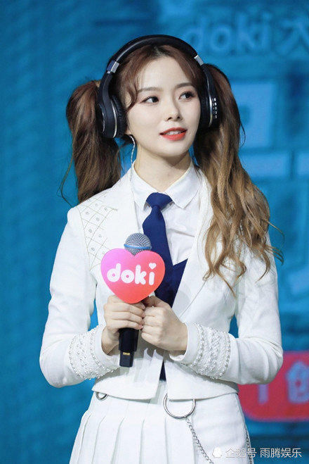  小编|硬糖少女303正式成团，徐艺洋只关注两人，姜贞羽陈卓璇姐妹情深