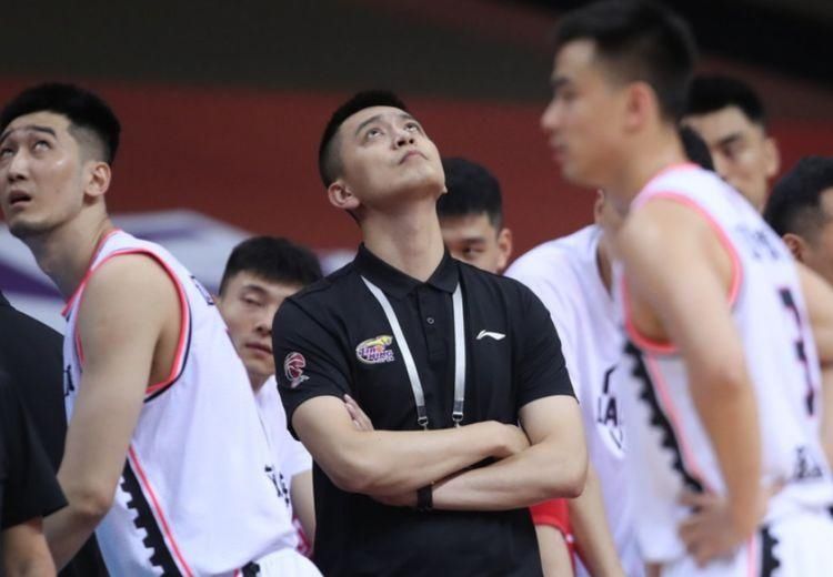  大变|25分大胜，3人20+！辽篮官微风向大变，有人却泼了一盆冷水