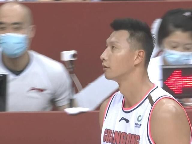 破纪录|143记盖帽！阿联18+14罚球定乾坤，超姚明破纪录又打动多少人？