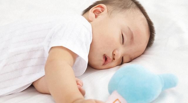  关键|什么时候该睡觉? 适时的睡眠, 对孩子的身高很关键