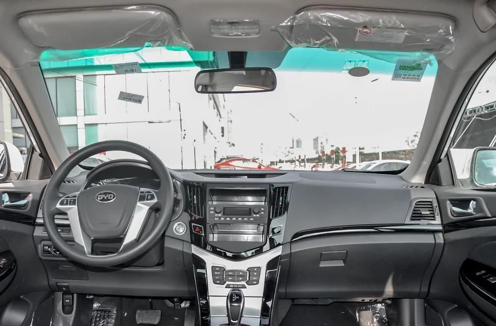  e5|同样16万，大众高尔夫和比亚迪e5谁档次高？看完你就明白了