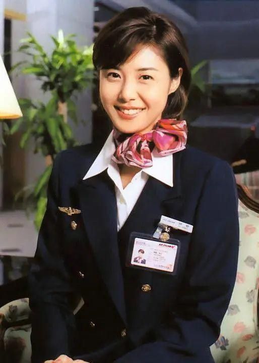  再次|松岛菜菜子20年前的美貌再次引发热议，47岁的她素颜流出依旧抗打