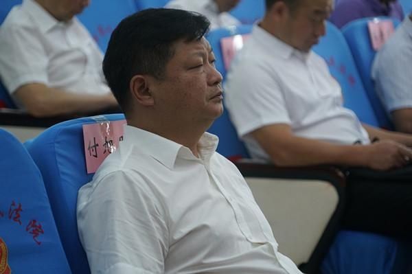 党政机关|宁乡：市组织党政机关干部到法院开展旁听庭审活动