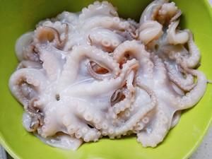  海鲜|家常海鲜菜谱，葱爆八爪鱼，脆嫰鲜美，美味营养，超下饭，吃不够