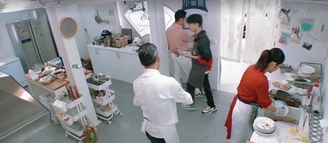 冤不冤|《中餐厅4》赵丽颖被骂冤不冤看看秦海璐的表现,就知道答案了