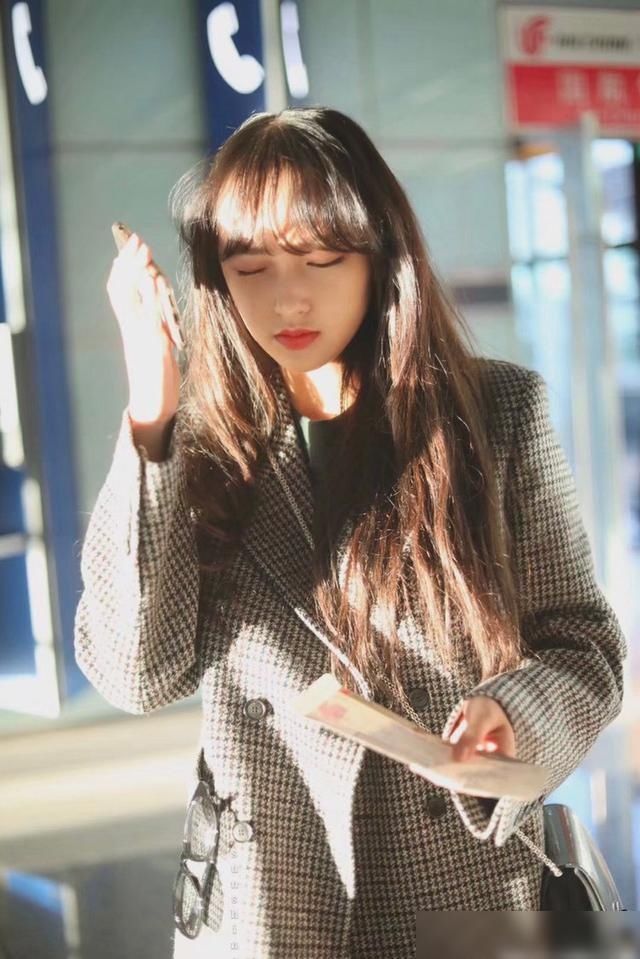  程潇太|程潇太可怜，乐华娱乐给不了她资源，还拖她后腿