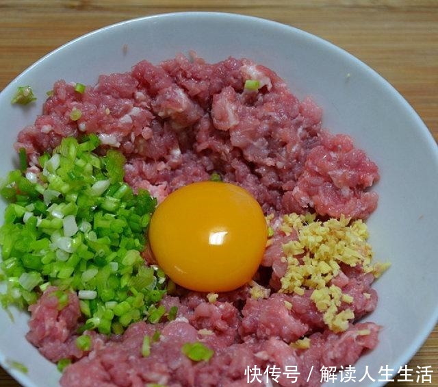 珍珠|珍珠丸子,学会这个做法,随时在家就能做,百吃不腻