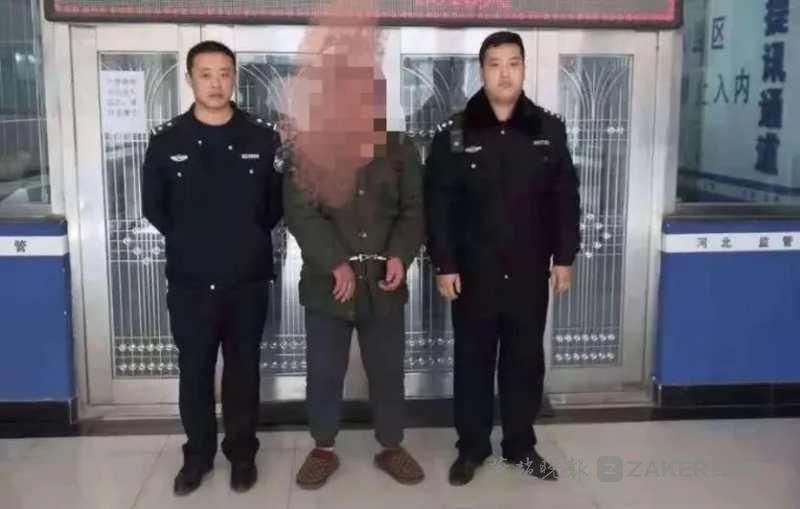  作案|还敢穿着警服作案！ 阜城警察把“警察”抓了