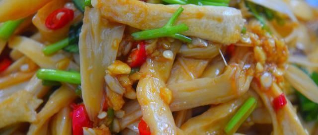 美食教程|杏鲍菇别炒着吃,教你新吃法,不炒不炖不做汤,上桌就扫光,香