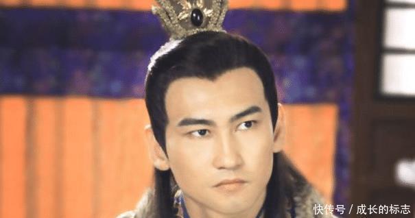 薛宝钗|《红楼梦》贾琏对薛蟠的称呼, 看出贾家对薛家的鄙夷, 人情凉薄!