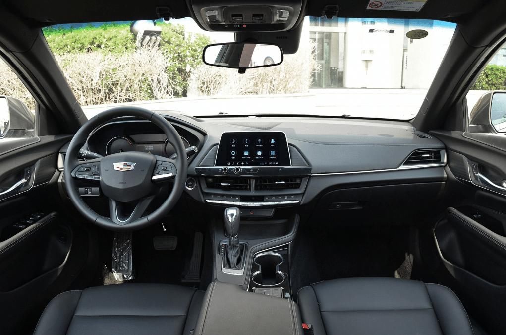 凯迪拉克|凯迪拉克CT4跌至19万,237马力追高铁,为啥大家都买雅阁