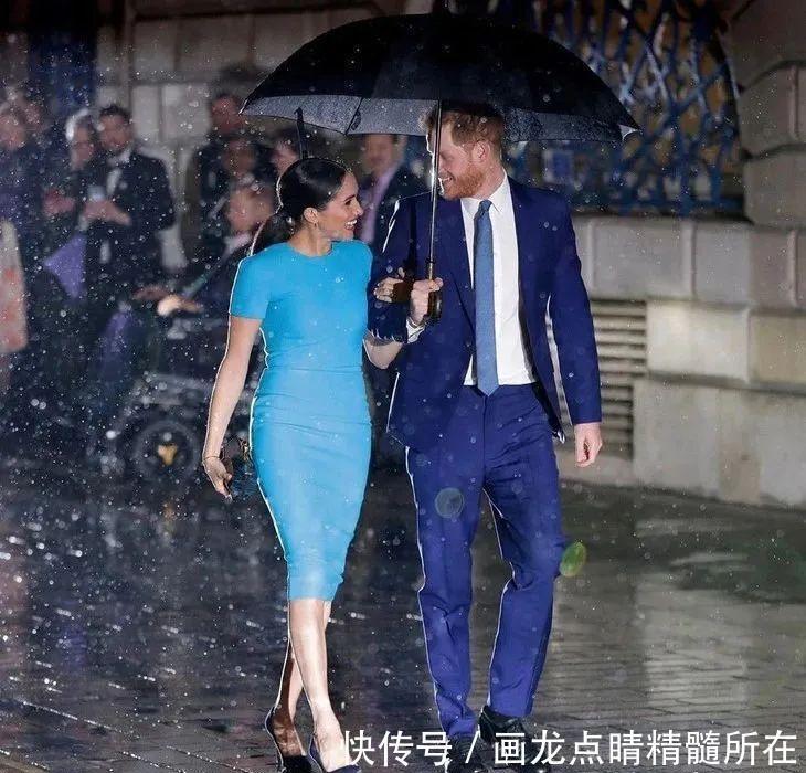  太太|不止爱马仕，太太们的小尖头鞋不配出圈么