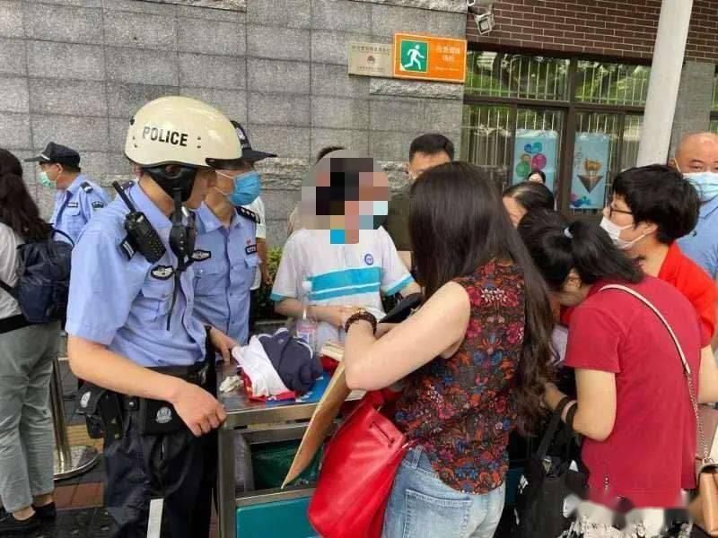  地方|着急！考生又忘带证？......直到他们看了这个地方