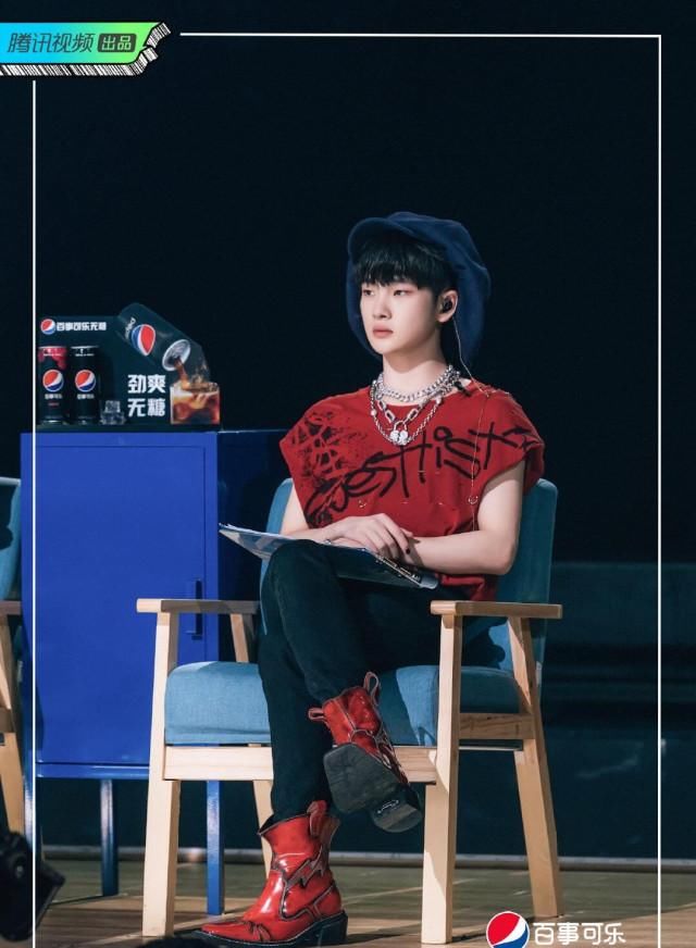  消息|谭松韵、肖战、蔡徐坤、张艺兴、周震南、姚琛的娱乐消息