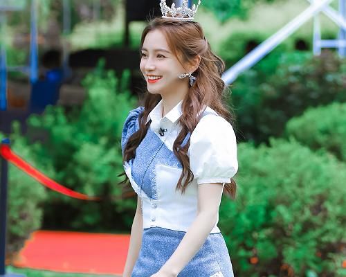  危险|录制《跑男》有多危险？看看Baby行李箱装的东西，被吓到了