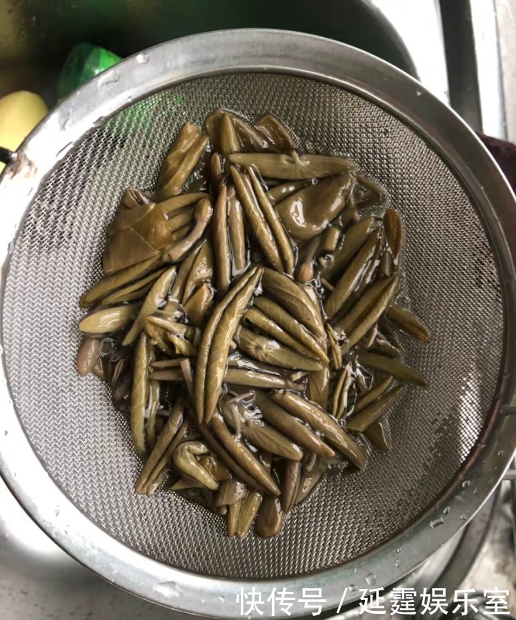 湿气|这汤喝到出伏,隔天喝一碗,湿气消失了,比鸡汤鲜,精气神倍儿棒