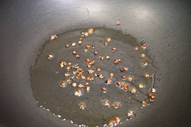  酸菜鱼|经典酸菜鱼，厨房小白想一次做成功，掌握这几个窍门，半分钟就会