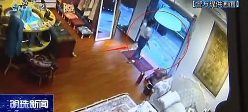 公里|女子顺走8000元的围巾，民警跋涉1200公里追回，她懵了：至于吗？