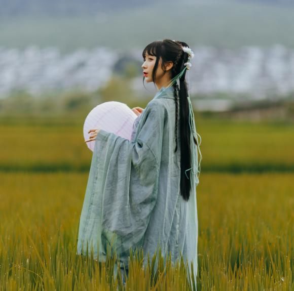 生肖牛|11月，他日重逢，宛如初见，扑向旧爱，幸福相随，共度幸福岁月