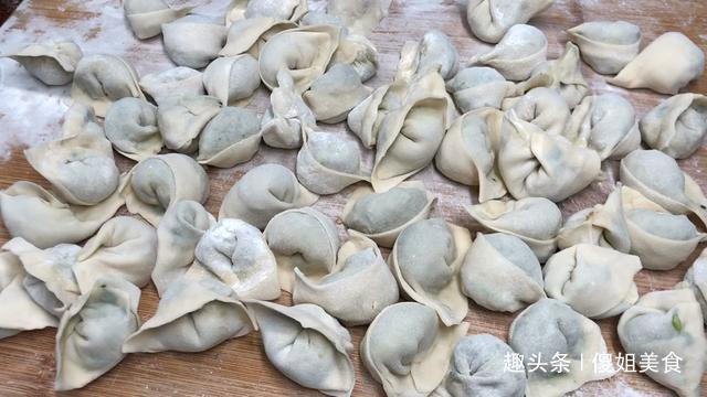 简单|早餐如此做，比馒头包子都简单，不用发酵不用等，出锅3碗不够吃
