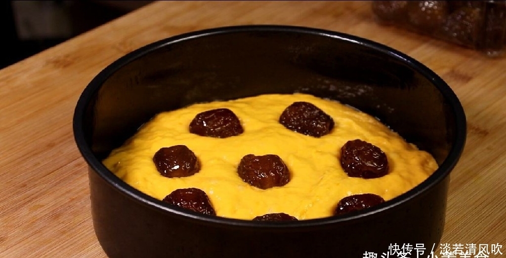 脾胃|入秋后,此面食要多吃,对脾胃好,简单好做不揉面,比面包解馋