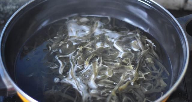  老干妈辣椒|它是最天然的“清肠剂”，一周吃3次，肠道舒服一身轻松