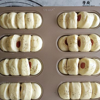  黑胡椒|黑胡椒香肠小餐包