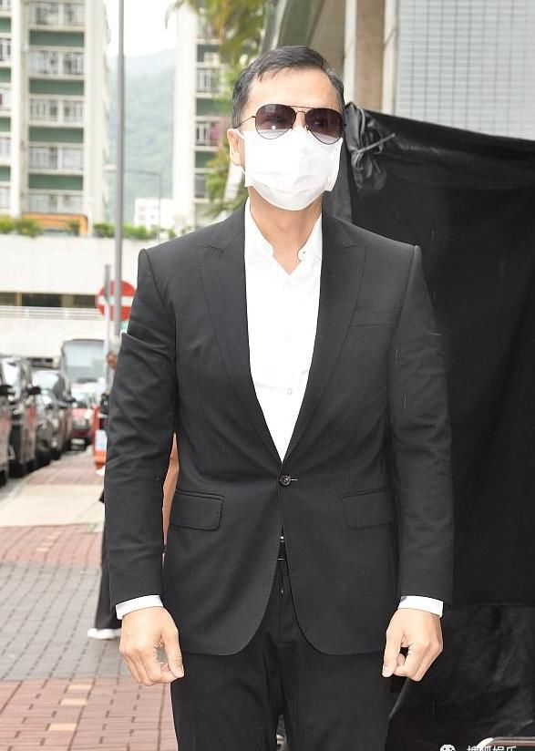 买房|娱乐日报|阿娇酒店发生意外;王思聪疑又带美女买房;吴磊里程遭私生饭盗用?