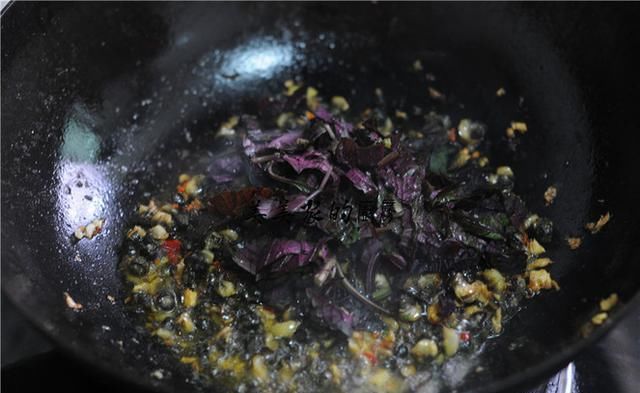 高呼|继小龙虾之后,又一“夜市霸主”产生,网友高呼:长得美营养还高