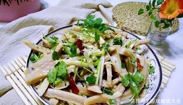 少许|一种肉,天越热越该吃!比羊肉便宜,比鱼肉营养,拌一拌,一个字香