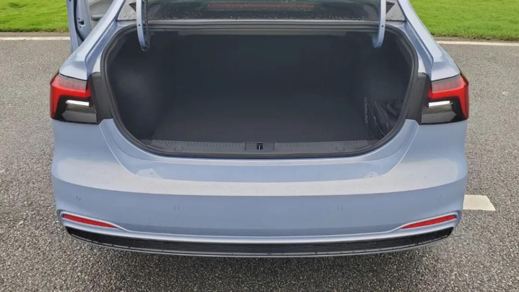  ER6|荣威 R ER6：买车吗？后浪